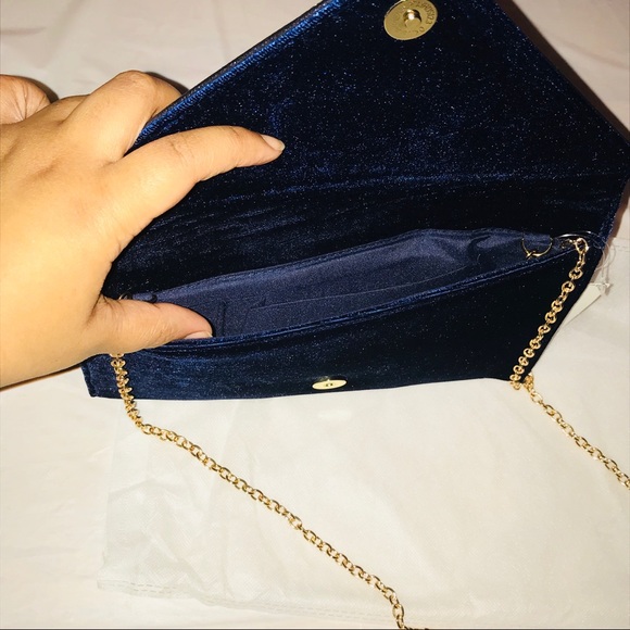 Beautiful Blue Studded Clutch Bag 👜&Gold Strap😍 - Picture 4 of 6